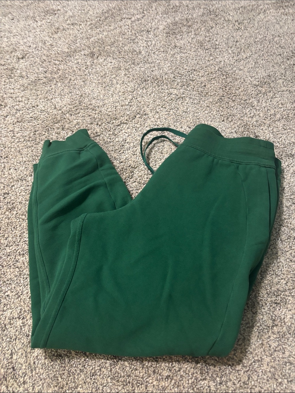 Lululemon Scuba High-Rise Jogger size 12